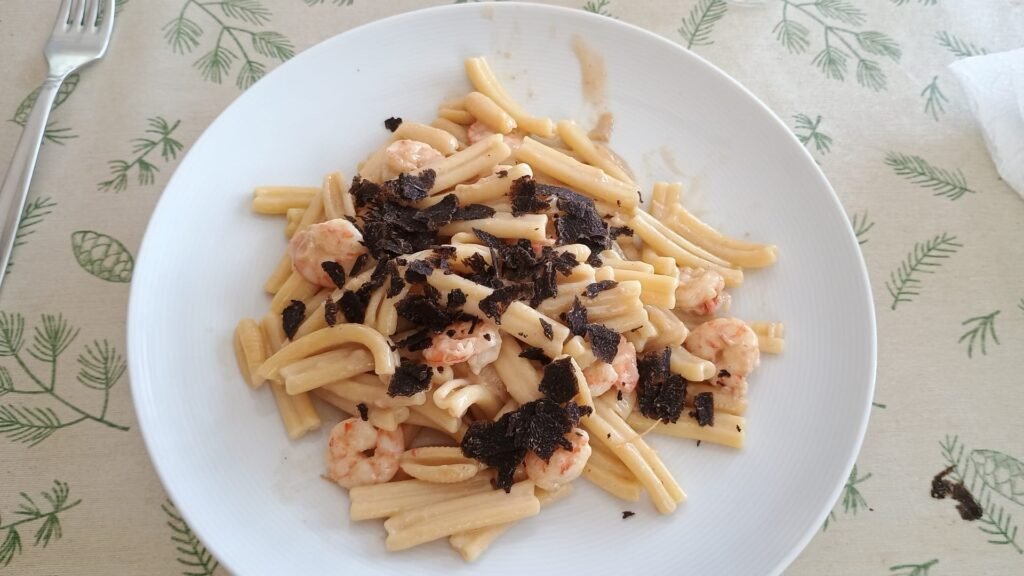 Plato de pasta con trufa